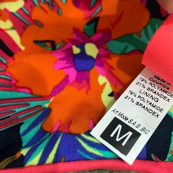 Maaji Tropical Bikini Top NWT - Picture 4 of 4